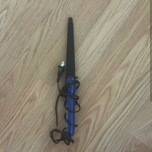 Blue Curling Wand